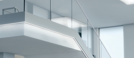 Ganzglasgelaender_mit_LED_Abdeckung.jpg